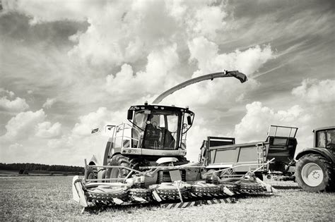 Download free photo of Agricultural machine,combine harvester,tractor ...