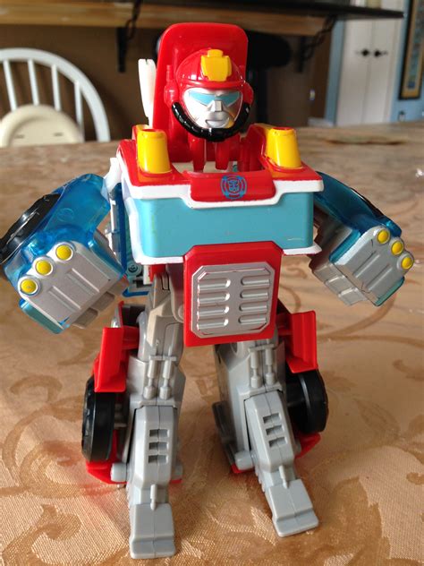 Transformers Rescue Bots toys - the Roarbots