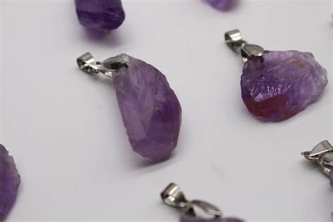 Amethyst Anhänger Roh bei GEMSO