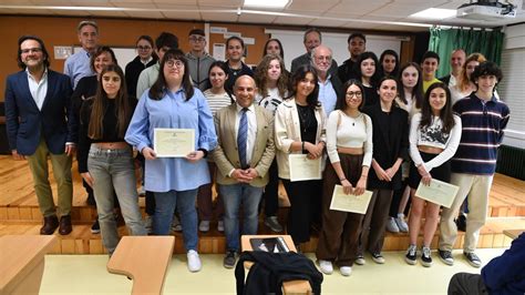 Rosal A Rodr Guez Cruz Gana El Premio Xurxo Lobato De Fotograf A La