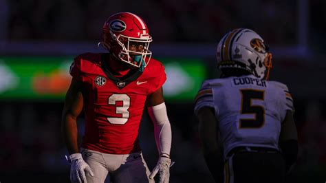 Tyler Guyton Kamari Lassiter In Latest Packers Mock Drafts Sports