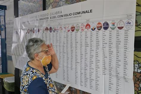 Elezioni Reggio Calabria Laffluenza Alle Urne Alle 23 Per Le