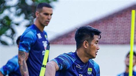 Susunan Pemain Persib Bandung Vs Dewa United Luis Milla Kembali