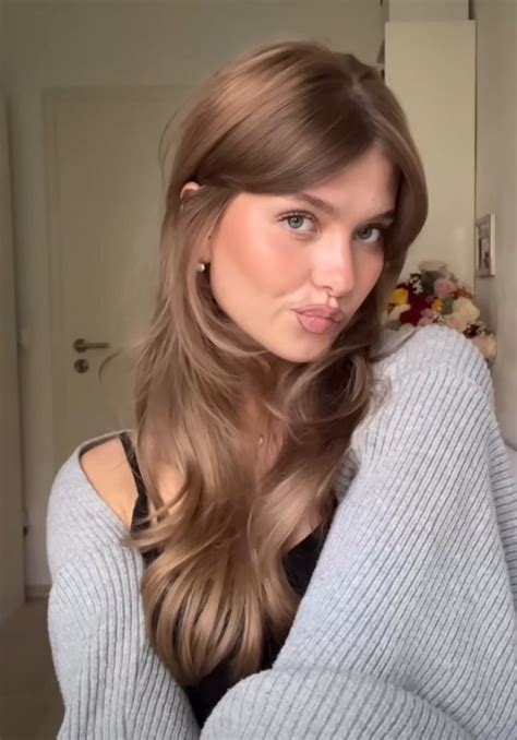 Pin By Kelsie Herrman On Hair Ideas Light Brunette Hair Brown Hair