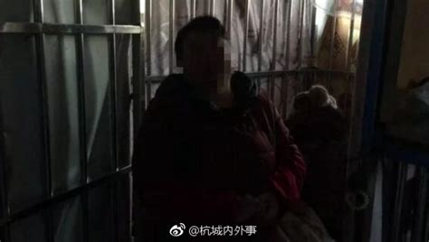 老来患病惨遭儿女嫌弃 家有豪宅90岁妈妈却只能躺在地下车库铁笼内铁笼女子车库新浪新闻