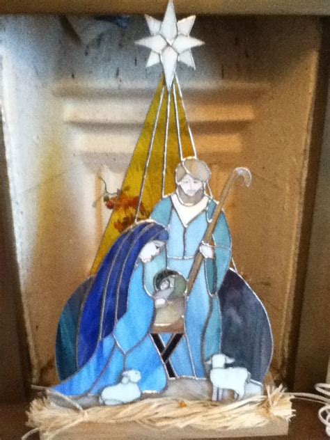 Nativity Scene In Glass By Maria Making Stained Glass Custom Stained Glass Stained Glass