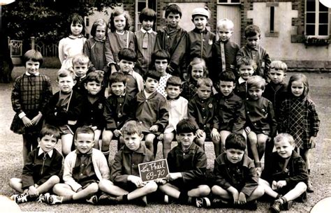 Photo De Classe Cp Et Ce1 Le Theil De 1970 Ecole Primaire Le Theil