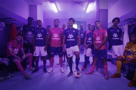 Foot La Marque De Bigflo Oli Devient Sponsor Du Toulouse Fc