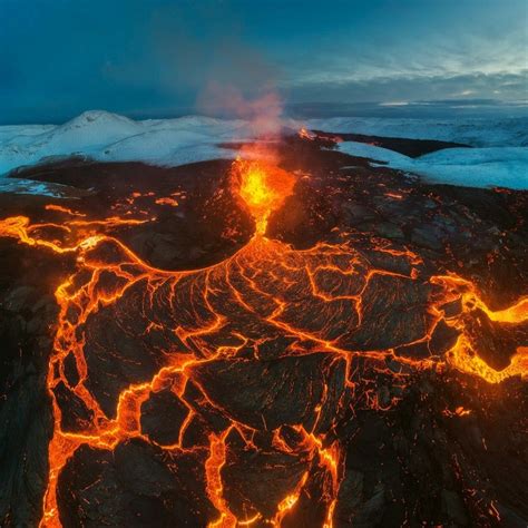 ②アイスランドの火山事情2023年噴火リトリフルトゥル山 絶景だらけのアイスランドブログ