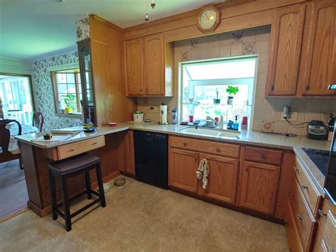 Refinishing Pickled Oak Cabinets