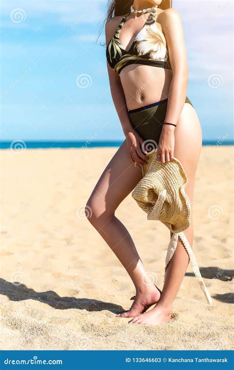 Close Up Woman In Bikini On The Beach Stock Image Image Of Beautiful Ocean
