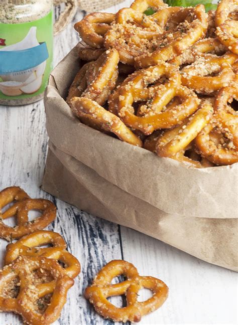 Buttery Garlic Ranch Pretzels Wishes And Dishes