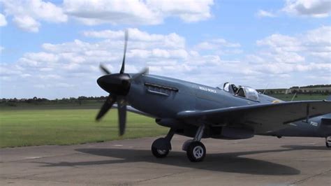 Rolls Royce Spitfire Mkxix Ps853 Imperial War Museumduxford Youtube