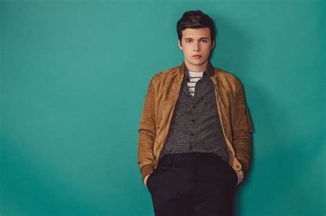 Nick Robinson Found The Role Of A Lifetime In Love Simon Gq