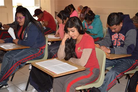 REGRESARON A LAS AULAS MÁS DE 7 MIL ESTUDIANTES DE TELEBACHILLERATO Y