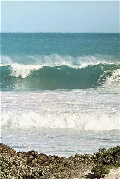 Kit Quadro Decorativo As Ondas Do Mar Quebrando Nas Rochas Da Praia