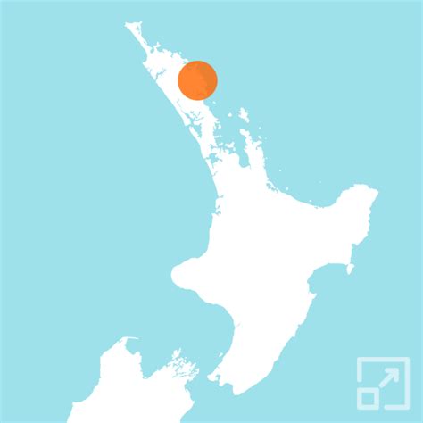 swimming  matapouri mermaid pools northland  zealand