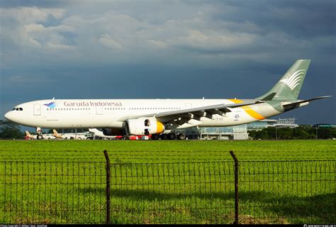 T7 SERES Garuda Indonesia Airbus A330 343 Photo By Wilbert Tana