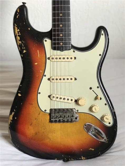 Pin By Winchester Girl23 On Rock N Roll Fender Guitars Fender Vintage Fender Stratocaster