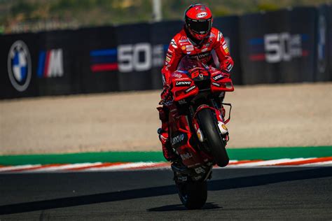 Gara Motogp Valencia Vince Rins All Addio Di Suzuki Bagnaia