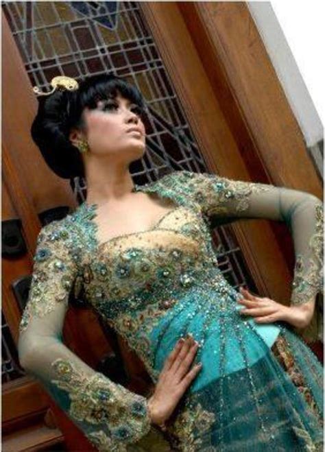 Kebaya Indonesian National Blouse For Woman Hubpages