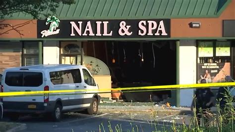 Long Island Driver Arrested For Dwi After Crash Into Nail Salon Kills