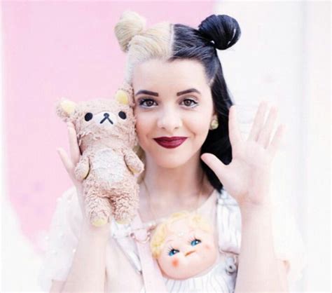 Melanie Martinez Bio Wiki Kawaii Amino Amino