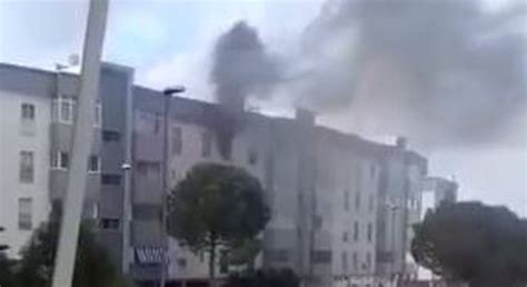 Taranto Incendio In Appartamento Al Quinto Piano Due Morti Video