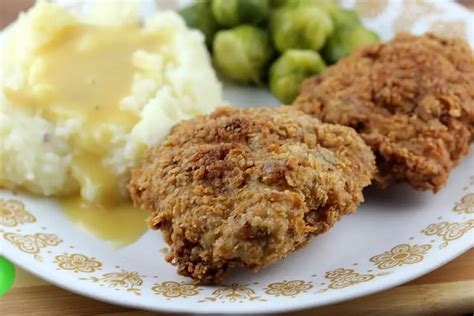 Fried Chicken Dinner with Buttermilk Mashed Potatoes for Two - Cully's
