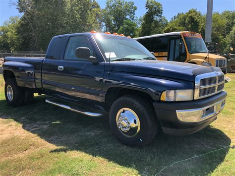 2000 Dodge Ram Dually Pickup Vinsn1b7mc3369yj140550 Ext Cab