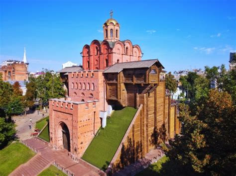 Музей «Золоті ворота» перейшов на зимовий графік. Читайте на UKR.NET