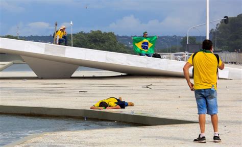 Integrantes Do Governo Veem Inação Do Gsi Em Invasão Ao Planalto Jornal De Brasília