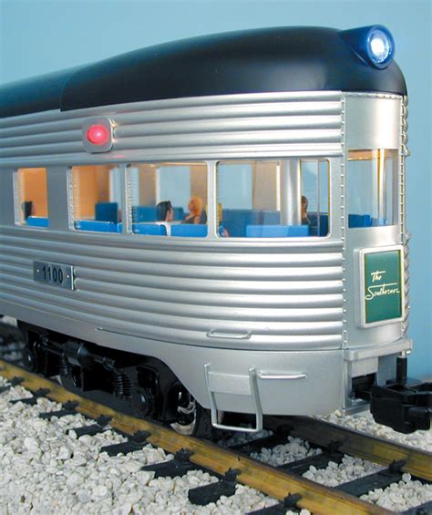 USA TRAINS ALUMINUM PASSENGER CARS