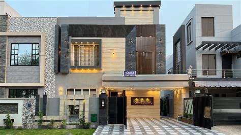 10 Marla Very Beautiful Modren Design House With Pool In Bahria Town