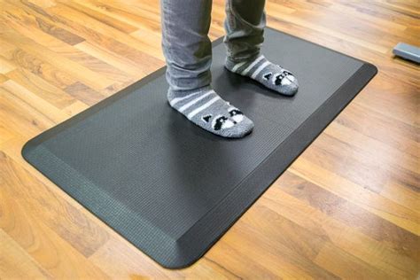 The Best Standing Desk Mats Reviews By Wirecutter