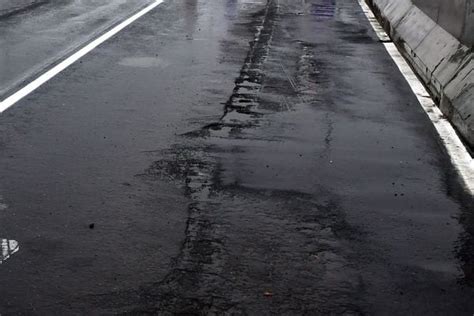 A Gazeta Terceira Ponte asfalto de pista nova já está danificado