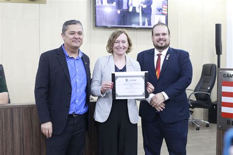 Câmara homenageia os clubes de Rotary da cidade em sessão solene que