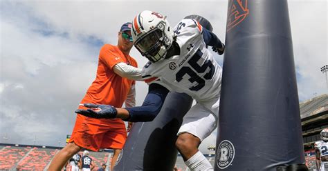 Now Is My Time Cam Riley Ready To Shine In Auburn S Defense