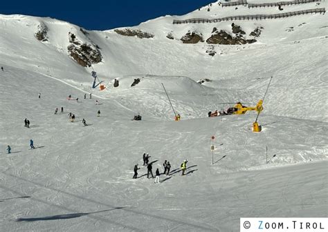 Skiunfall Im Skigebiet Hochzillertal Zeugenaufruf Zillertalfoto At