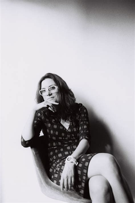 The lesbian sisters Ajo Judit Farrés y la micropoesía