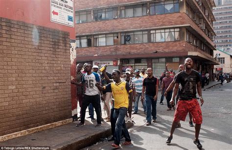 South Africa Immigrants Create Armed Gangs And Patrol The Streets