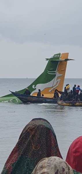 Breaking Ndege Ya Precision Air Yapata Ajali Ziwani Full Shangwe Blog