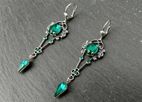 Paar Silberfarbene Art Deco Ohrh Nger Emerald Mit Gr Nen Steinen Aus