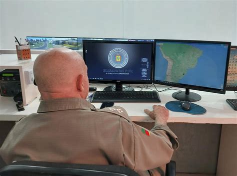 Brigada Militar De Cachoeira Do Sul Auxilia No Salvamento De Rec M