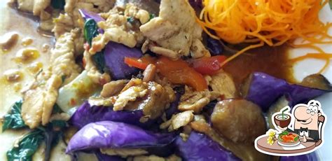 Siriwan Thai In Gaithersburg Restaurant Menu And Reviews