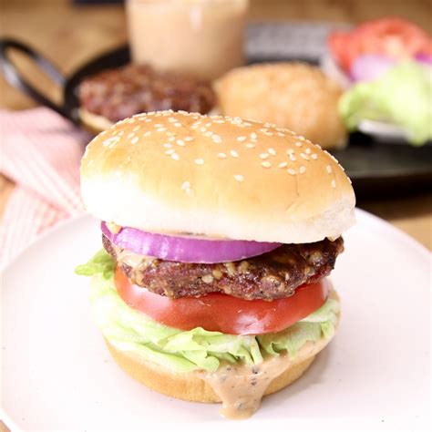 Best Grilled Burger Recipes {To Grill This Weekend!} - Out Grilling