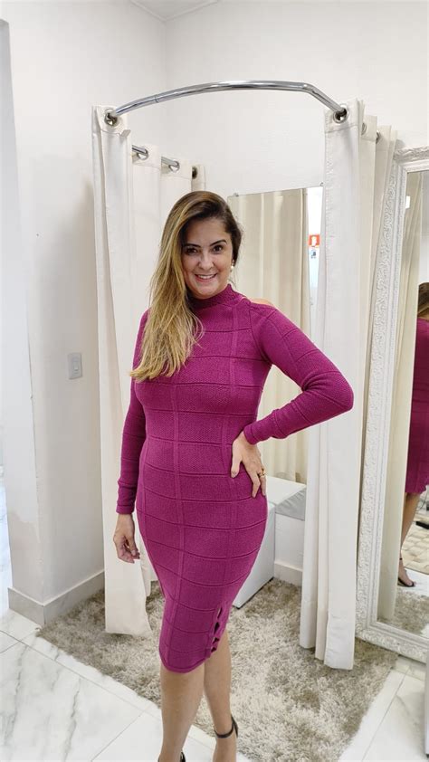 Vestido De Tricot Midi Modal Abertura No Ombro Van Fucsia Inverno