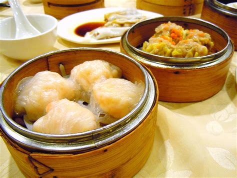 Comprehensive guide explaining Chinatown dim sum menu favorites 24