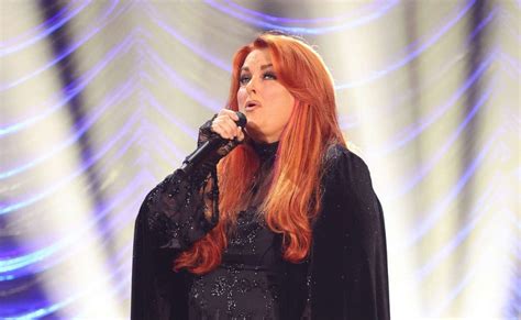 Wynonna Judd Opens Up About Mom Naomis Death 1 Month Later Good