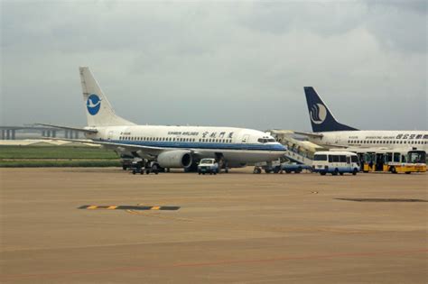 厦門航空 Boeing 737 700 B 5028 廈門高崎国際空港 航空フォト By Apphgさん 撮影2009年06月27日